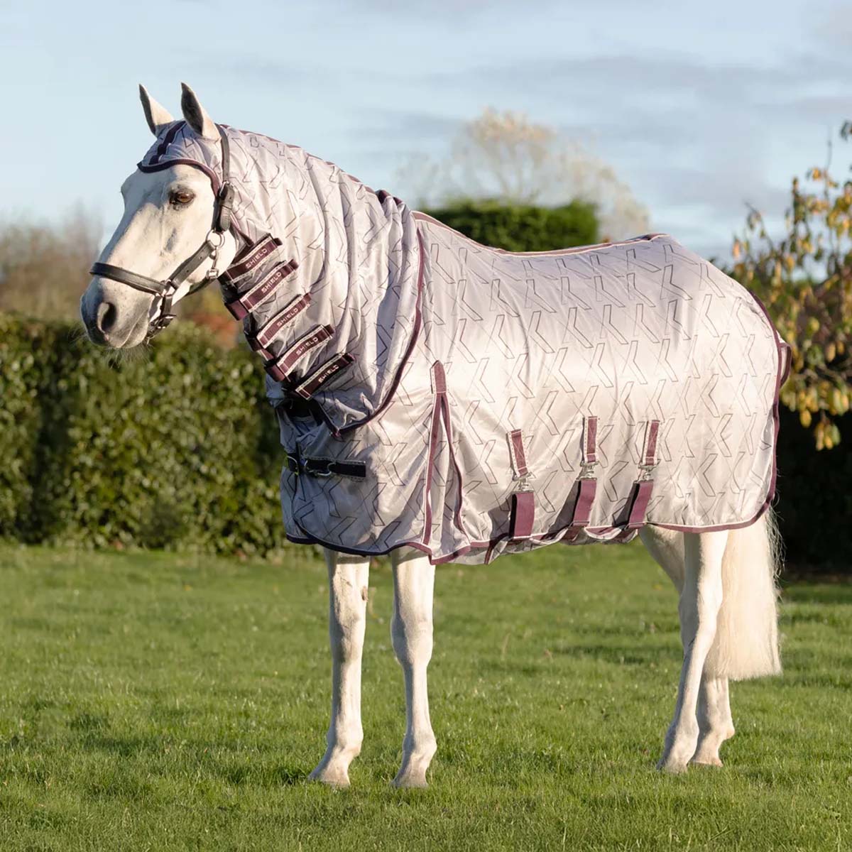 Defence X Shield Guardian Combi Fly Rug with Mask White