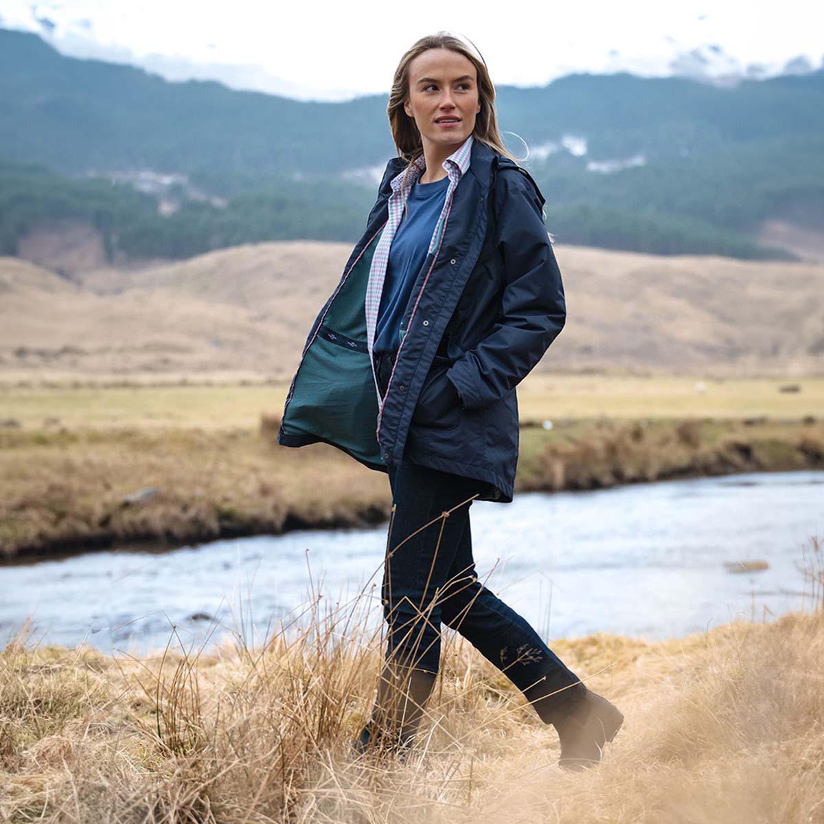 Hoggs Of Fife Fara Waterproof Ladies Jacket Navy Blue