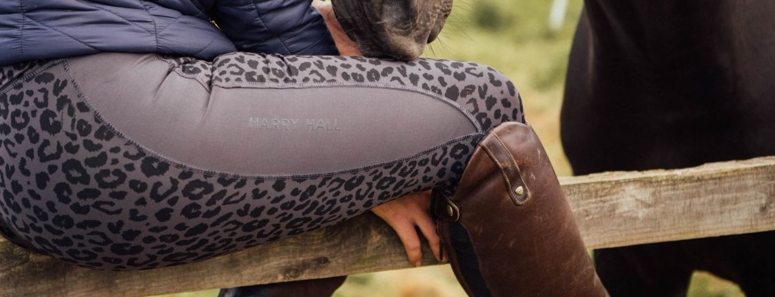 Jodhpurs vs Breeches, Which Women's Riding Tights Should I Wear?